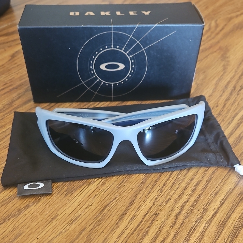 NEW Oakley Sunglasses